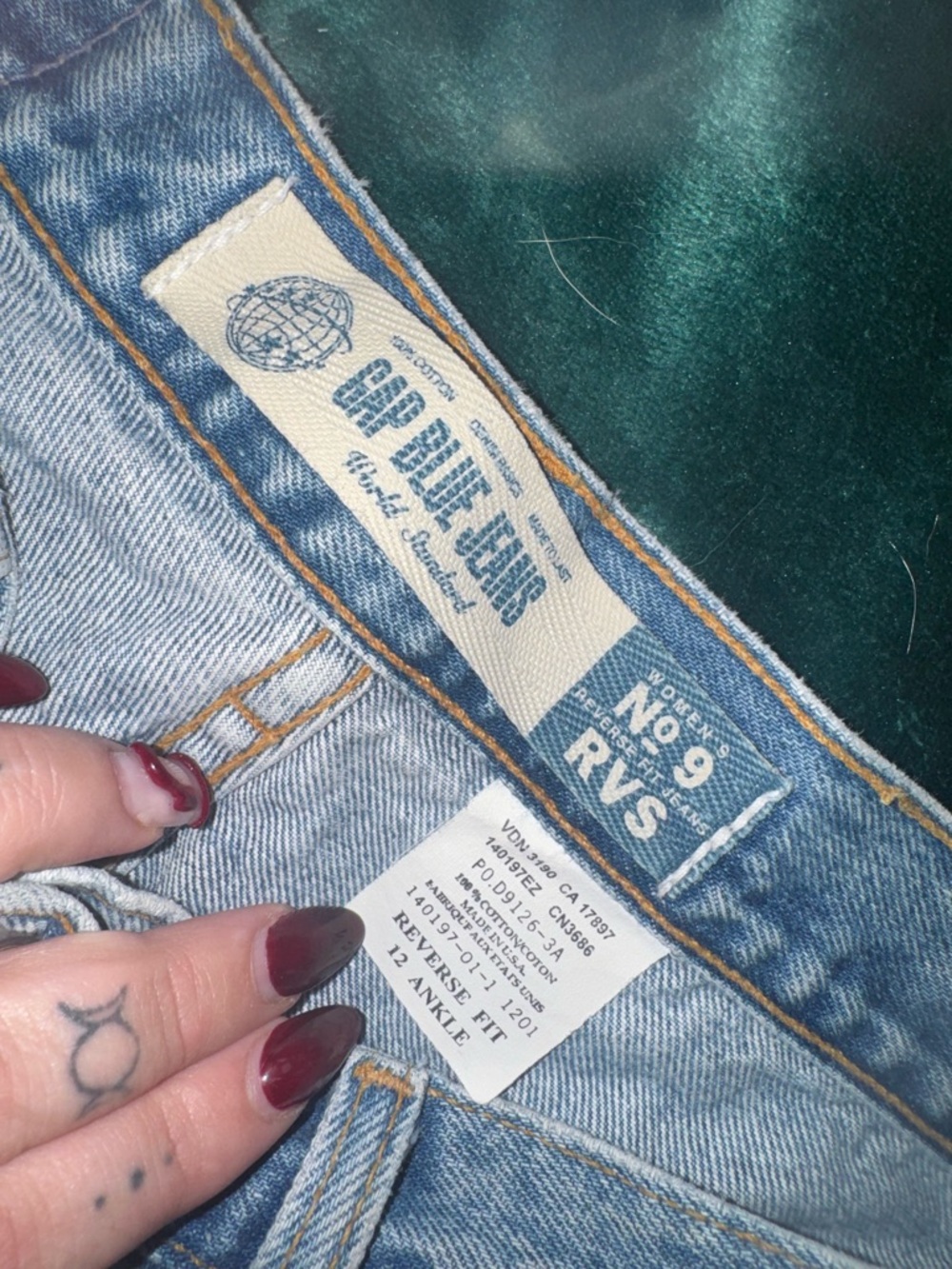 Vintage Gap Blue Jeans No. 9 Reverse Fit High Rise Tapered Leg - Size 12 Ankle - Picture 5 of 5